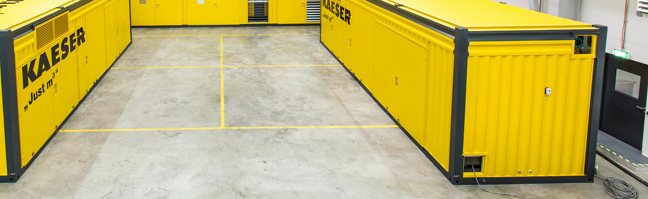Tres estaciones de compresores en contenedor de Kaeser en Linz.